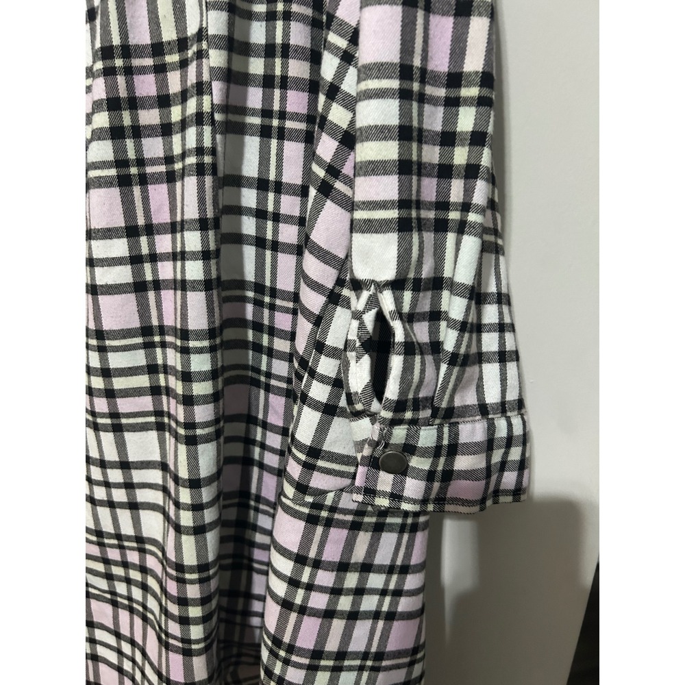Torrid Plaid Hooded Shirt Jacket White Pink Black Snap Front Plus Size - Picture 13 of 14